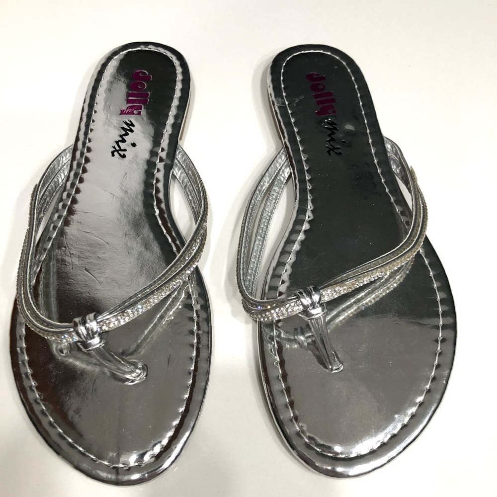 Jolly Mix Silver Tong Sandals. NWOT.